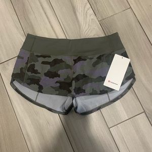 Lululemon Speed Up Short 2.5”